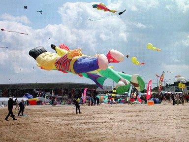 More Kites and Cleethorpes